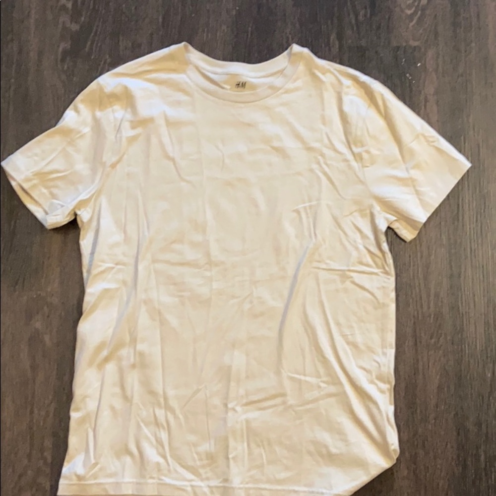 H&M Tan t-shirt